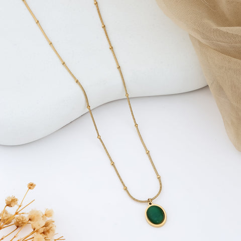 Gilded Stone Delight Charm Neckless