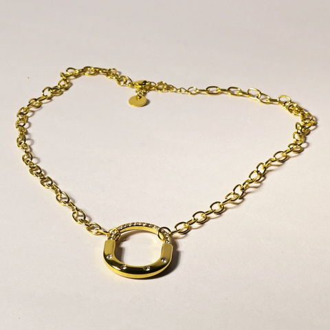 Aureate Elegance Pendant Necklace
