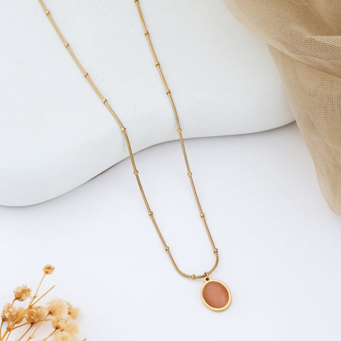 Gilded Stone Delight Charm Neckless