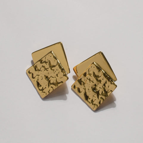 Sumptuous Square Gold Earring